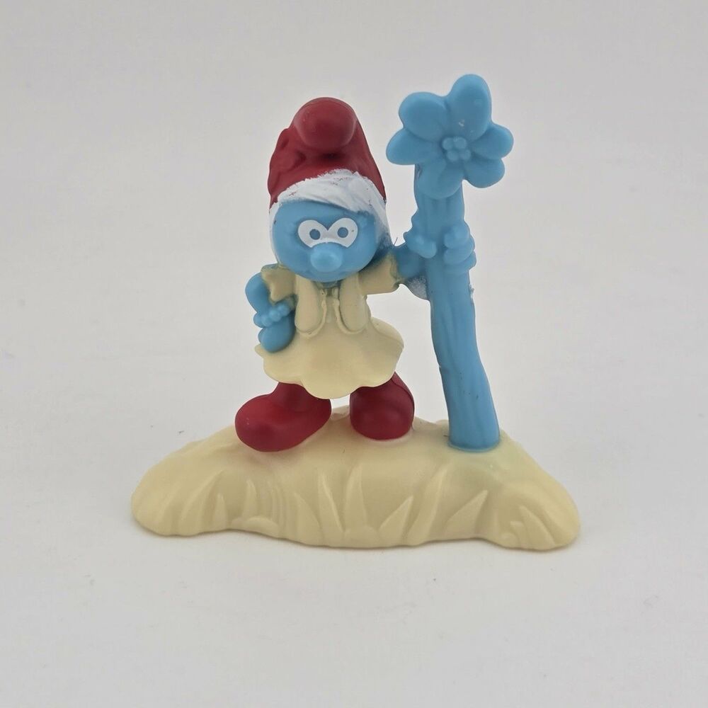 Promotional Smurfwillow 2017 McDonalds Happy Meal 2" Toy Action Figure